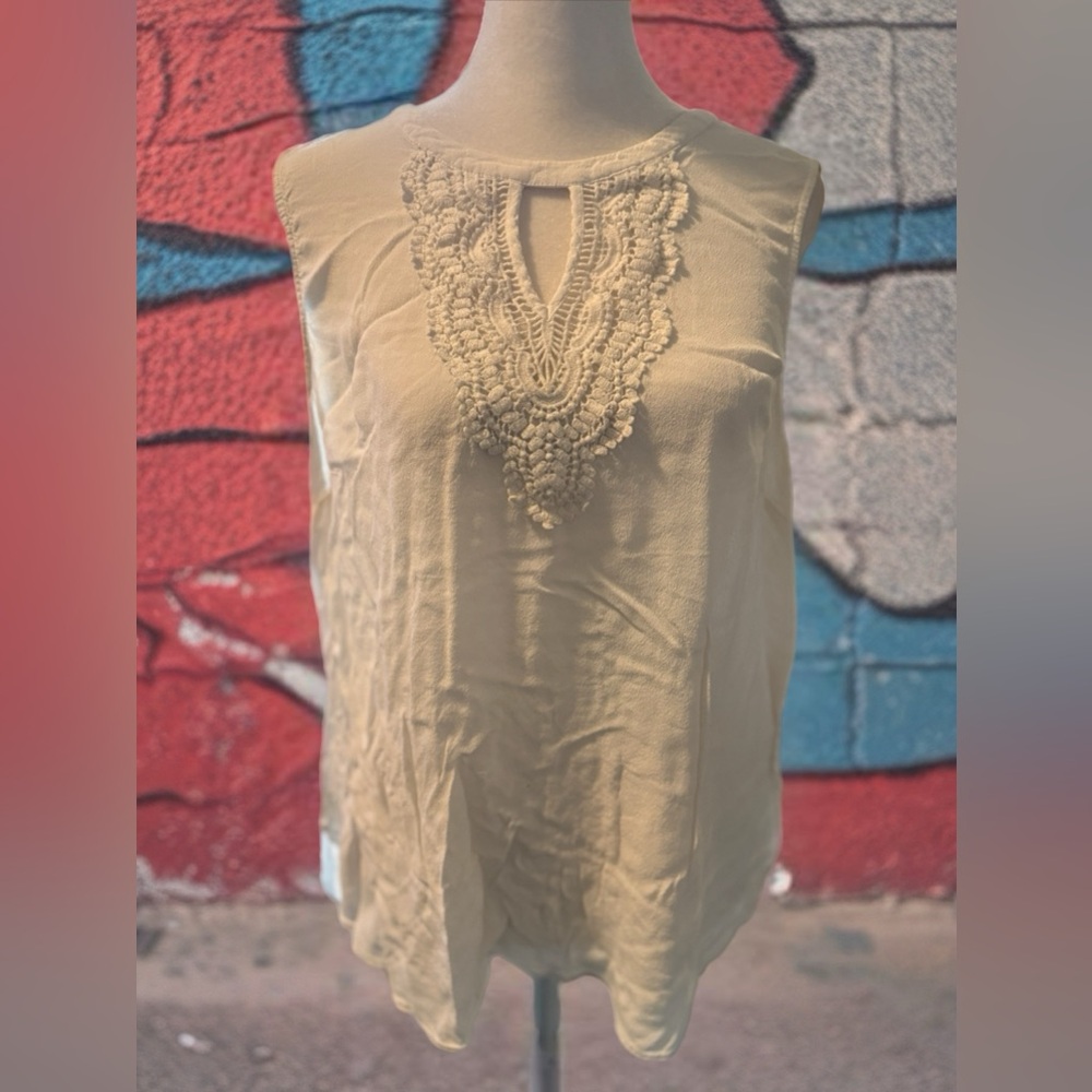 Chic Sleeveless Tan Blouse with Lace Detail